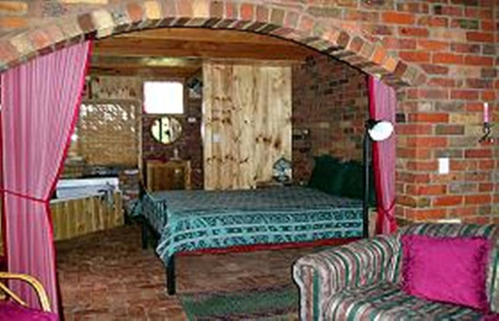 Moonbeam Cottages & Rainbow Cafe Moonambel Buitenkant foto