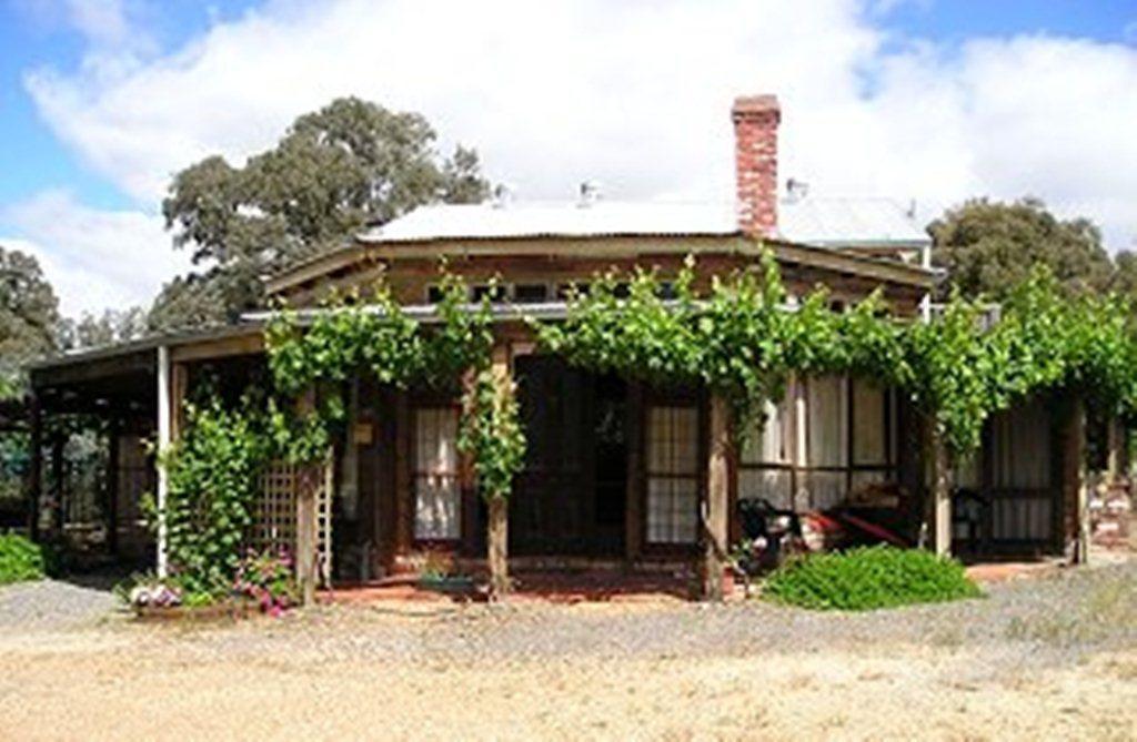 Moonbeam Cottages & Rainbow Cafe Moonambel Buitenkant foto